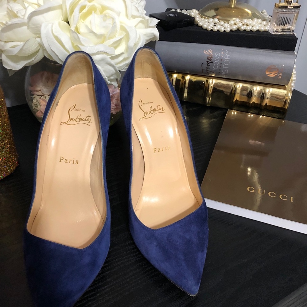 Louboutin Pigalle follies veau velours 37.5